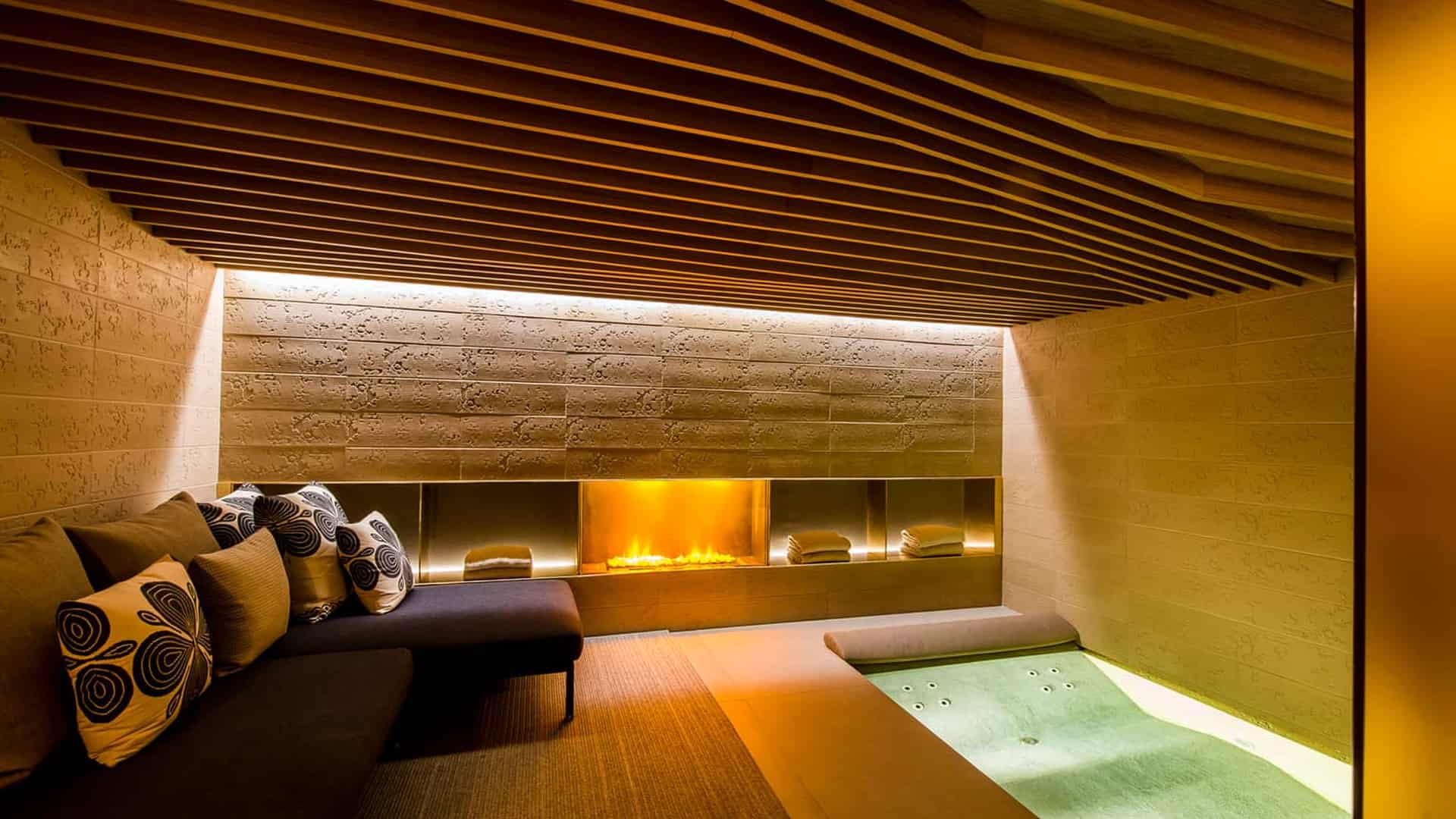 SPA Four Season SPA Four Season